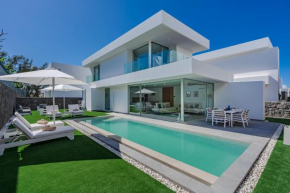 Villa Saúco - Casangular by Upper